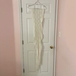 Sparkly White Openwork Mesh Scarf